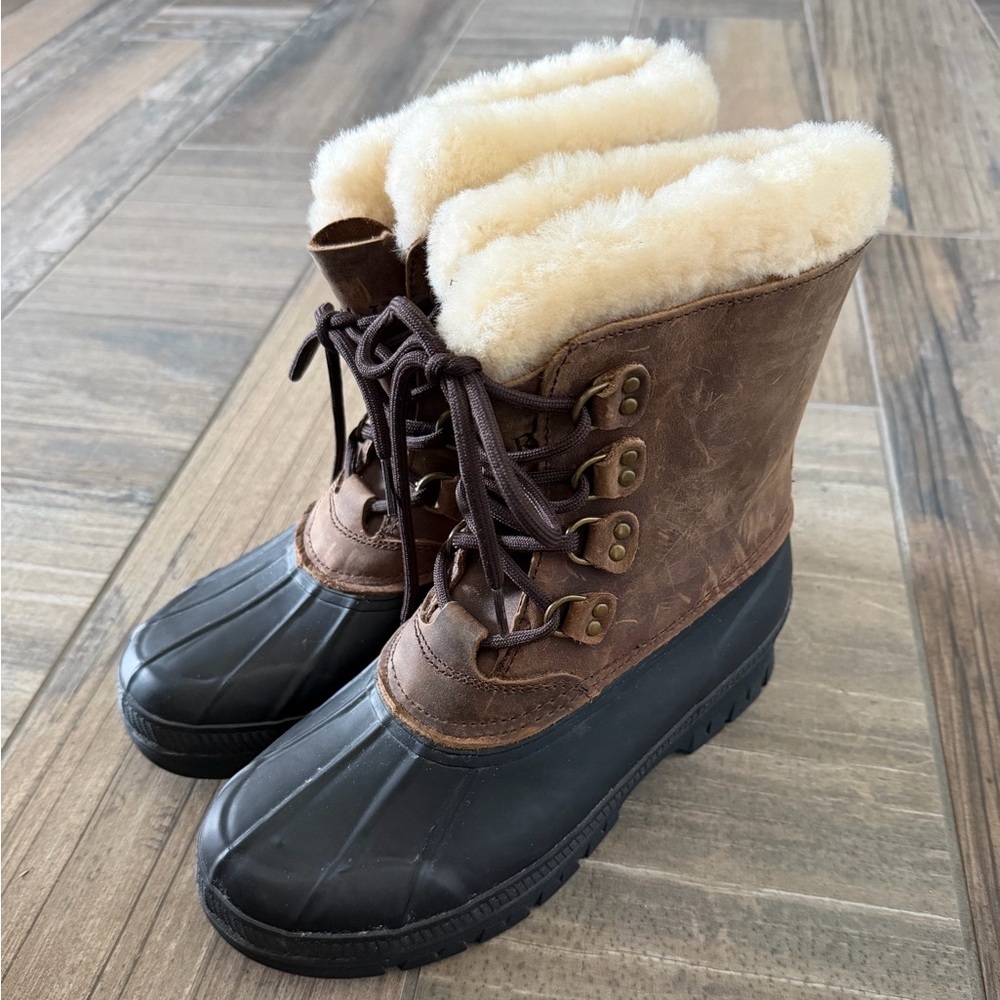 Polo Ralph Lauren Leanne shearling lamb leather trim winter boots size 9